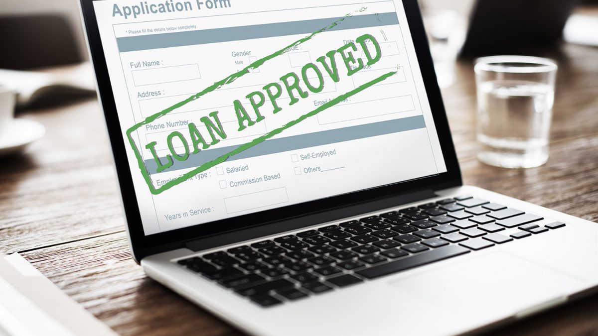 Applying for a personal loan_MoneyShop