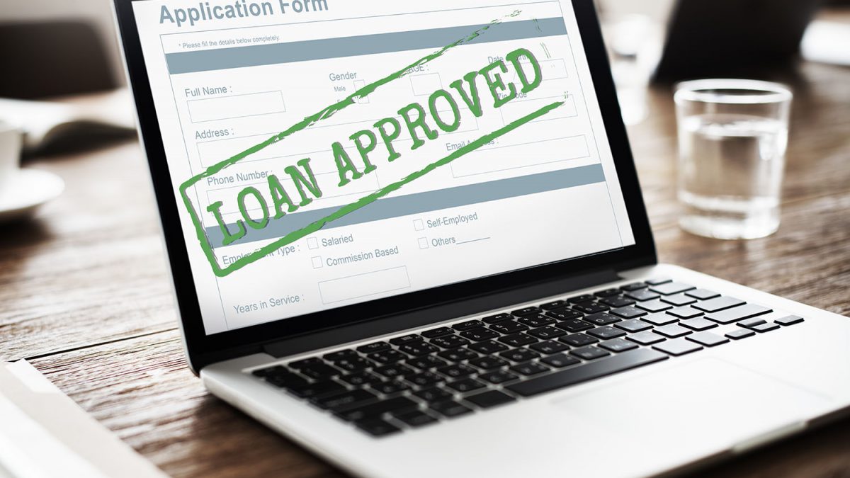 Applying for a personal loan_MoneyShop