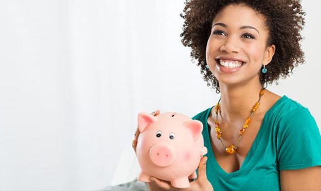 FinanceTipsWomen_MoneyShop